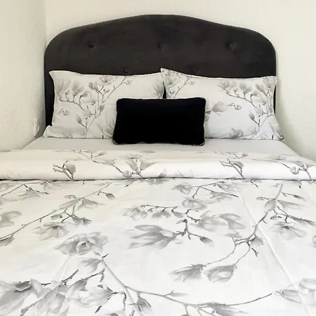 Andric - Stylish & Peaceful With Free Parking - 10 Min Walk To Old Town * Trebin