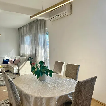 Andric - Stylish & Peaceful With Free Parking - 10 Min Walk To Old Town Daire Trebin