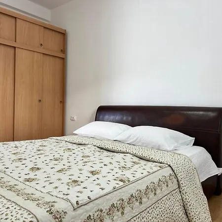 Andric - Stylish & Peaceful With Free Parking - 10 Min Walk To Old Town Trebin